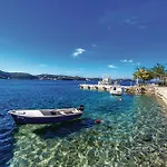 Gorgeous In With Sauna Apartament Supetarska Draga